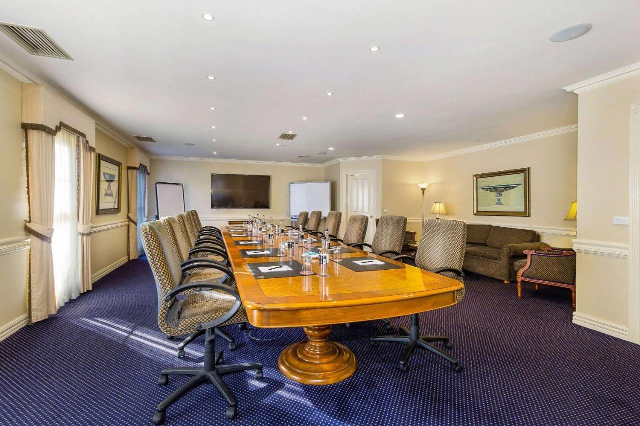 Canterbury International Hotel Forest Hill Εξωτερικό φωτογραφία