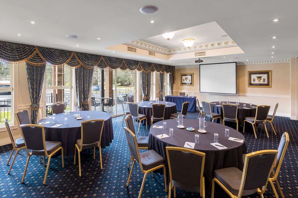 Canterbury International Hotel Forest Hill Εστιατόριο φωτογραφία